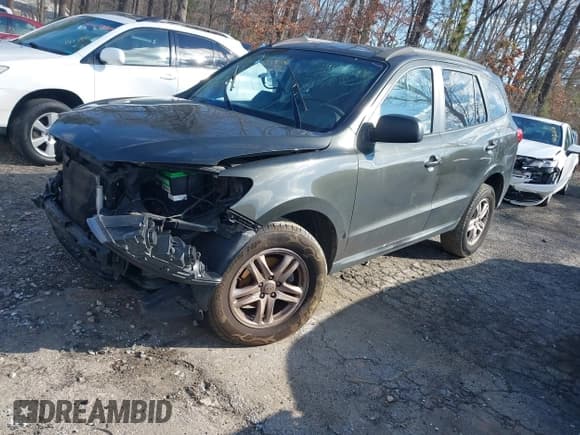 ✅ 2010 Hyundai Santa Fe GL • VIN: 5NMSG3AB2AH379610 • Lot: 41636140. Listed on IAAI with 154,539 mi. Free auction sales archive from the USA and detailed vehicle history report at DreamBid. Image 2.