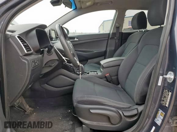 2019 Hyundai Tucson SE z VIN KM8J2CA4XKU937849, wystawiony jako Copart lot #91281325 z przebiegiem 106 973 mil mil oraz Czysty tytuł • Clean title. Historia ofert i sprzedaży dostępna na DreamBid. Obrazek 7.