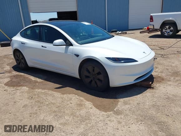 ✅ 2024 Tesla Model 3 • VIN: 5YJ3E1EAXRF757802 • Lot: 42669229. Wystawiony na IAAI z przebiegiem 10 511 mil. Bezpłatny archiwum sprzedaży aukcyjnych z USA i szczegółowy raport historii pojazdu na DreamBid. Zdjęcie 1.