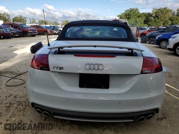 ✅ 2014 Audi TTS 2.0T • VIN: TRUS1AFK9E1005905 • Лот: 76631054. Опубликован ранее на Copart с пробегом Не указан. Бесплатный доступ к архиву аукционных продаж из США и подробный отчёт об истории автомобиля на DreamBid. Изображение 6.