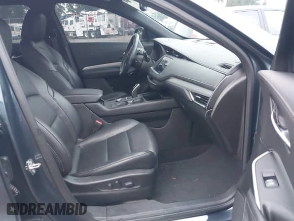 ✅ 2020 Cadillac XT4 FWD Premium Luxury • VIN: 1GYFZCR41LF019188 • Lot: 43784443. Listed on IAAI with 64,403 mi. Free auction sales archive from the USA and detailed vehicle history report at DreamBid. Image 5.