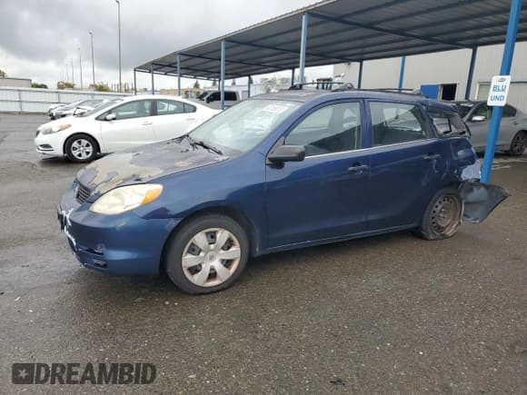 ✅ 2003 Toyota Matrix Std • VIN: 2T1KR32E33C132639 • Lot: 93769275. Listed on Copart with 239,740 mi. Free auction sales archive from the USA and detailed vehicle history report at DreamBid. Image 1.