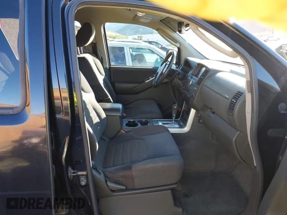 ✅ 2011 Nissan Pathfinder SV • VIN: 5N1AR1NN6BC627397 • Lot: 43775660. Listed on IAAI with 175,381 mi. Free auction sales archive from the USA and detailed vehicle history report at DreamBid. Image 5.