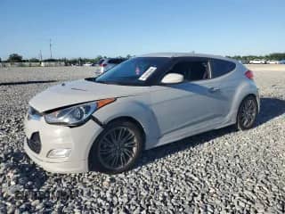 2013 Hyundai Veloster RE:MIX z VIN KMHTC6AD4DU127949, wystawiony jako Copart lot #56993075 z przebiegiem 95 772 mil mil oraz Szkoda całkowita • Salvage title. Historia ofert i sprzedaży dostępna na DreamBid. Obrazek 1.