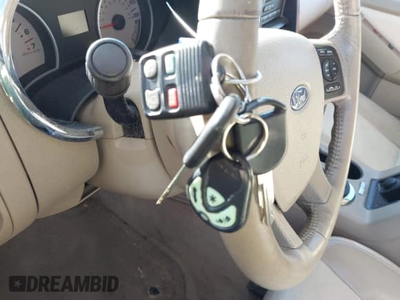 ✅ 2008 Ford Explorer Eddie Bauer • VIN: 1FMEU74E78UA27544 • Lot: 43569229. Wystawiony na IAAI z przebiegiem 111 734 mil. Bezpłatny archiwum sprzedaży aukcyjnych z USA i szczegółowy raport historii pojazdu na DreamBid. Zdjęcie 11.