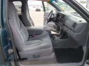 ✅ 1998 Dodge Dakota • VIN: 1B7FL22P7WS615181 • Lot: 42900447. Wystawiony na IAAI z przebiegiem 120 670 mil. Bezpłatny archiwum sprzedaży aukcyjnych z USA i szczegółowy raport historii pojazdu na DreamBid. Zdjęcie 5.