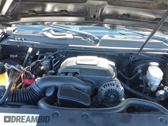 ✅ 2010 GMC Yukon XL Denali • VIN: 1GKUCMEF8AR175871 • Lot: 43615106. Wystawiony na IAAI z przebiegiem 149 170 mil. Bezpłatny archiwum sprzedaży aukcyjnych z USA i szczegółowy raport historii pojazdu na DreamBid. Zdjęcie 10.