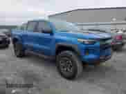 2023 Chevrolet Colorado 4WD ZR2 с VIN 1GCPTFEK1P1235806, выставлен на аукционе Copart как лот 72759114 с пробегом 11 090 миль миль и Списание • Salvage title. История ставок и продаж доступна на DreamBid. Изображение 4.