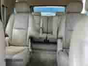 2013 Chevrolet Tahoe LTZ z VIN 1GNSKCE06DR211595, wystawiony jako Copart lot #67392565 z przebiegiem 202 317 mil mil oraz Szkoda całkowita • Salvage title. Historia ofert i sprzedaży dostępna na DreamBid. Obrazek 10.