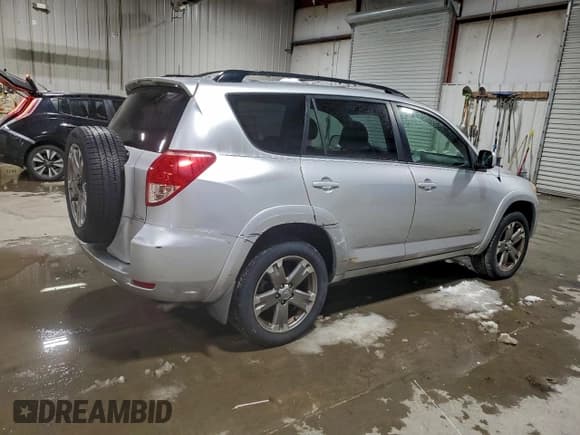 ✅ 2008 Toyota RAV4 Sport • VIN: JTMBK32V185071462 • Lot: 96175445. Listed on Copart with 136,184 mi. Free auction sales archive from the USA and detailed vehicle history report at DreamBid. Image 3.