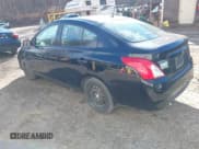 ✅ 2015 Nissan Versa S Plus • VIN: 3N1CN7AP9FL802919 • Lot: 43741939. Wystawiony na IAAI z przebiegiem Nie podano. Bezpłatny archiwum sprzedaży aukcyjnych z USA i szczegółowy raport historii pojazdu na DreamBid. Zdjęcie 3.