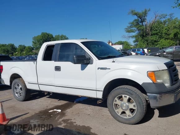 ✅ 2009 Ford F-150 XLT • VIN: 1FTRX12V99KC16139 • Лот: 42327510. Опубликован ранее на IAAI с пробегом 192 148 миль. Бесплатный доступ к архиву аукционных продаж из США и подробный отчёт об истории автомобиля на DreamBid. Изображение 13.