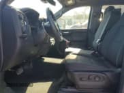 ✅ 2025 Chevrolet Silverado 2500HD Custom • VIN: 2GC4KME78S1106101 • Лот: 81983295. Опубликован ранее на Copart с пробегом 7 201 миль. Бесплатный доступ к архиву аукционных продаж из США и подробный отчёт об истории автомобиля на DreamBid. Изображение 7.