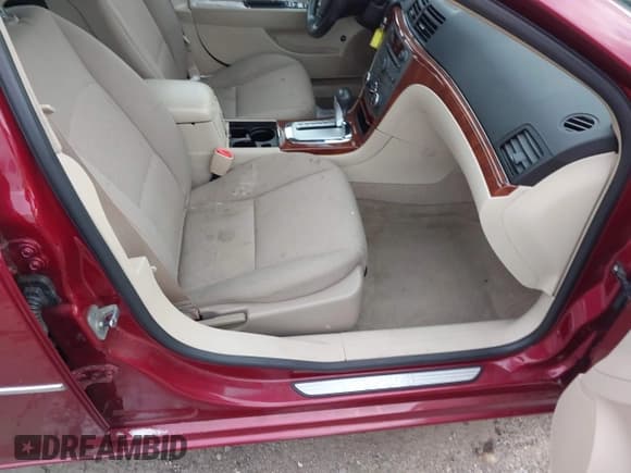 ✅ 2008 Saturn Aura XE • VIN: 1G8ZS57B98F246229 • Lot: 43703237. Listed on IAAI with 74,197 mi. Free auction sales archive from the USA and detailed vehicle history report at DreamBid. Image 5.