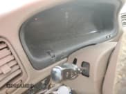 ✅ 1995 Lexus ES 300 • VIN: JT8GK13T4S0106988 • Lot: 48796715. Wystawiony na Copart z przebiegiem Nie podano. Bezpłatny archiwum sprzedaży aukcyjnych z USA i szczegółowy raport historii pojazdu na DreamBid. Zdjęcie 9.