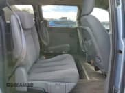 ✅ 2005 Chrysler Town & Country LX • VIN: 2C4GP44RX5R593910 • Lot: 89924355. Wystawiony na Copart z przebiegiem 145 030 mil. Bezpłatny archiwum sprzedaży aukcyjnych z USA i szczegółowy raport historii pojazdu na DreamBid. Zdjęcie 11.