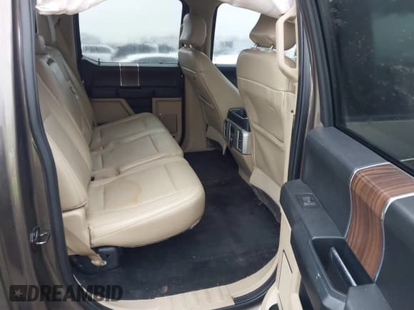 ✅ 2015 Ford F-150 XLT • VIN: 1FTFW1EF6FFB17468 • Lot: 41543094. Listed on IAAI with 208,909 mi. Free auction sales archive from the USA and detailed vehicle history report at DreamBid. Image 8.