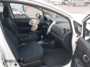 ✅ 2015 Nissan Note S • VIN: 3N1CE2CP6FL431301 • Lot: 42184638. Wystawiony na IAAI z przebiegiem 207 913 mil. Bezpłatny archiwum sprzedaży aukcyjnych z USA i szczegółowy raport historii pojazdu na DreamBid. Zdjęcie 5.