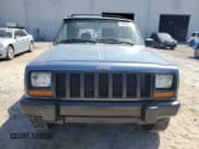 ✅ 1997 Jeep Cherokee SE • VIN: 1J4FJ28S6VL608582 • Lot: 71522755. Wystawiony na Copart z przebiegiem Nie podano. Bezpłatny archiwum sprzedaży aukcyjnych z USA i szczegółowy raport historii pojazdu na DreamBid. Zdjęcie 5.