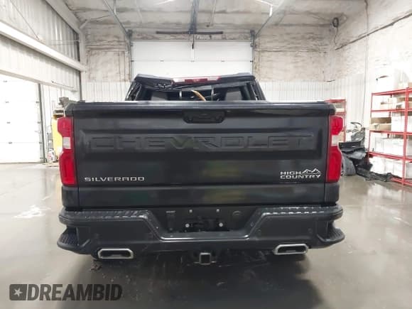 ✅ 2023 Chevrolet Silverado 1500 • VIN: 3GCUDJE89PG123831 • Лот: 41361355. Опубликован ранее на IAAI с пробегом 26 116 миль. Бесплатный доступ к архиву аукционных продаж из США и подробный отчёт об истории автомобиля на DreamBid. Изображение 16.