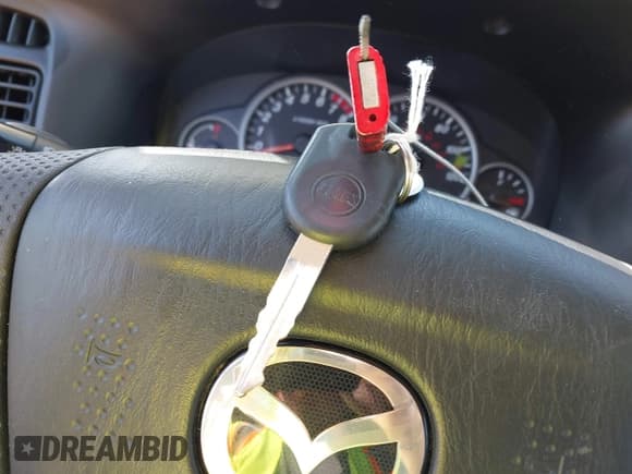 ✅ 2006 Mazda Tribute S • VIN: 4F2YZ04106KM15537 • Lot: 42991573. Wystawiony na IAAI z przebiegiem Nie podano. Bezpłatny archiwum sprzedaży aukcyjnych z USA i szczegółowy raport historii pojazdu na DreamBid. Zdjęcie 11.