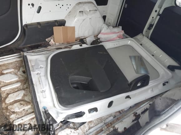 ✅ 2016 Ram ProMaster City Cargo Tradesman SLT • VIN: ZFBERFBT2G6C24017 • Лот: 42652328. Опубликован ранее на IAAI с пробегом 149 324 миль. Бесплатный доступ к архиву аукционных продаж из США и подробный отчёт об истории автомобиля на DreamBid. Изображение 12.