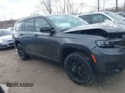 ✅ 2024 Jeep Grand Cherokee Laredo • VIN: 1C4RJKAG3R8529033 • Lot: 41856520. Wystawiony na IAAI z przebiegiem 1 648 mil. Bezpłatny archiwum sprzedaży aukcyjnych z USA i szczegółowy raport historii pojazdu na DreamBid. Zdjęcie 13.