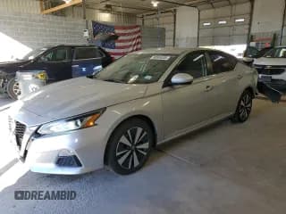 ✅ 2021 Nissan Altima SV • VIN: 1N4BL4DV1MN346229 • Lot: 90884035. Listed on Copart with 122,582 mi. Free auction sales archive from the USA and detailed vehicle history report at DreamBid. Image 1.