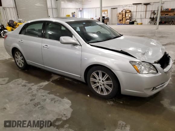 ✅ 2005 Toyota Avalon Limited • VIN: 4T1BK36BX5U047156 • Lot: 82564315. Wystawiony na Copart z przebiegiem 99 075 mil. Bezpłatny archiwum sprzedaży aukcyjnych z USA i szczegółowy raport historii pojazdu na DreamBid. Zdjęcie 4.