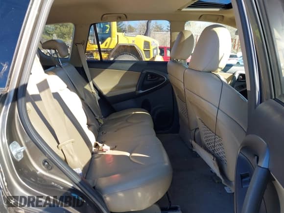 ✅ 2009 Toyota RAV4 Limited • VIN: JTMBK31V395082689 • Lot: 41509011. Listed on IAAI with 178,461 mi. Free auction sales archive from the USA and detailed vehicle history report at DreamBid. Image 8.