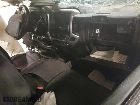 ✅ 2018 GMC Sierra 1500 SLE • VIN: 1GTV2MEC3JZ147128 • Лот: 71707965. Опубликован ранее на Copart с пробегом Не указан. Бесплатный доступ к архиву аукционных продаж из США и подробный отчёт об истории автомобиля на DreamBid. Изображение 8.