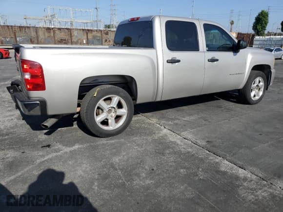 ✅ 2007 Chevrolet Silverado 1500 LS • VIN: 2GCEC13C571550642 • Lot: 67070784. Listed on Copart with 143,121 mi. Free auction sales archive from the USA and detailed vehicle history report at DreamBid. Image 3.