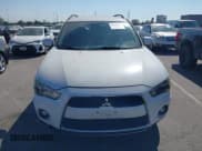 ✅ 2010 Mitsubishi Outlander SE • VIN: JA4AS3AW2AZ019126 • Lot: 43130289. Wystawiony na IAAI z przebiegiem 120 361 mil. Bezpłatny archiwum sprzedaży aukcyjnych z USA i szczegółowy raport historii pojazdu na DreamBid. Zdjęcie 12.