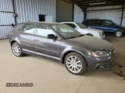 ✅ 2011 Audi A3 Premium Plus • VIN: WAUKEAFM0BA012945 • Лот: 46547895. Опубликован ранее на Copart с пробегом 86 170 миль. Бесплатный доступ к архиву аукционных продаж из США и подробный отчёт об истории автомобиля на DreamBid. Изображение 4.