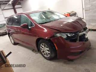 ✅ 2019 Chrysler Pacifica Touring • VIN: 2C4RC1DG5KR626535 • Lot: 43566138. Wystawiony na IAAI z przebiegiem 94 838 mil. Bezpłatny archiwum sprzedaży aukcyjnych z USA i szczegółowy raport historii pojazdu na DreamBid. Zdjęcie 1.