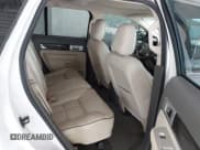 ✅ 2010 Lincoln MKX • VIN: 2LMDJ8JCXABJ28686 • Lot: 42592390. Listed on IAAI with 88,370 mi. Free auction sales archive from the USA and detailed vehicle history report at DreamBid. Image 8.