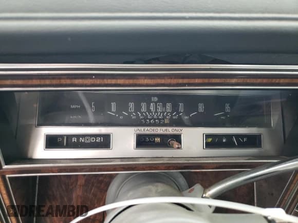 ✅ 1985 Oldsmobile 88 • VIN: 1G3BN37Y4FY310105 • Лот: 81646554. Опубликован ранее на Copart с пробегом 102 029 миль. Бесплатный доступ к архиву аукционных продаж из США и подробный отчёт об истории автомобиля на DreamBid. Изображение 9.