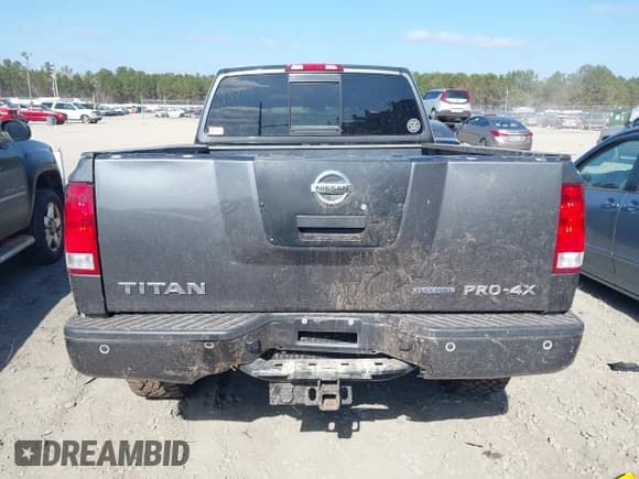 ✅ 2011 Nissan Titan SV • VIN: 1N6BA0CC9BN320545 • Lot: 41527065. Listed on IAAI with 155,214 mi. Free auction sales archive from the USA and detailed vehicle history report at DreamBid. Image 16.