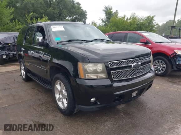 2008 Chevrolet Tahoe LTZ с VIN 1GNFK13038R176495, выставлен на аукционе IAAI как лот 42831935 с пробегом 195 782 миль миль и . История ставок и продаж доступна на DreamBid. Изображение 1.