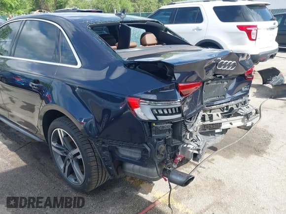 ✅ 2017 Audi A4 Premium Plus • VIN: WAUENAF40HN063957 • Lot: 42124491. Listed on IAAI with 132,345 mi. Free auction sales archive from the USA and detailed vehicle history report at DreamBid. Image 21.
