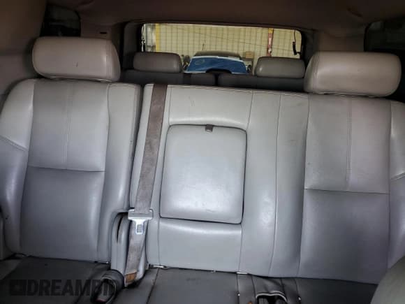 ✅ 2007 Chevrolet Tahoe LS • VIN: 1GNFC13J17R171350 • Lot: 58081615. Listed on Copart with 153,828 mi. Free auction sales archive from the USA and detailed vehicle history report at DreamBid. Image 10.