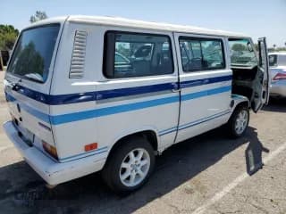 ✅ 1990 Volkswagen Vanagon • VIN: WV2YB025XLG122223 • Lot: 57179115. Wystawiony na Copart z przebiegiem 431 880 mil. Bezpłatny archiwum sprzedaży aukcyjnych z USA i szczegółowy raport historii pojazdu na DreamBid. Zdjęcie 3.
