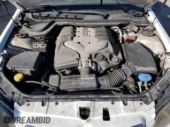 ✅ 2009 Pontiac G8 • VIN: 6G2ER57789L157659 • Lot: 81575355. Listed on Copart with 361,933 mi. Free auction sales archive from the USA and detailed vehicle history report at DreamBid. Image 11.