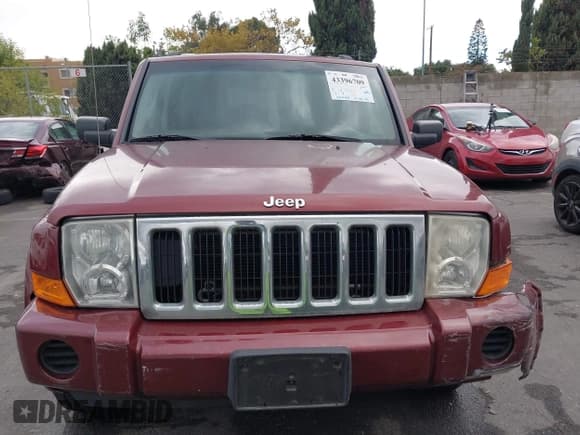 ✅ 2007 Jeep Commander Sport • VIN: 1J8HH48K37C635868 • Lot: 43396709. Wystawiony na IAAI z przebiegiem 211 054 mil. Bezpłatny archiwum sprzedaży aukcyjnych z USA i szczegółowy raport historii pojazdu na DreamBid. Zdjęcie 12.
