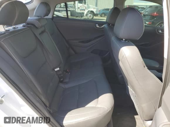 ✅ 2019 Hyundai Ioniq Limited • VIN: KMHC05LH6KU033457 • Lot: 74281884. Wystawiony na Copart z przebiegiem 33 313 mil. Bezpłatny archiwum sprzedaży aukcyjnych z USA i szczegółowy raport historii pojazdu na DreamBid. Zdjęcie 10.