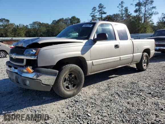 ✅ 2004 Chevrolet Silverado 1500 LS • VIN: 2GCEC19T841297027 • Лот: 74801774. Опубликован ранее на Copart с пробегом 198 060 миль. Бесплатный доступ к архиву аукционных продаж из США и подробный отчёт об истории автомобиля на DreamBid. Изображение 1.