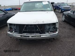 ✅ 2003 Chevrolet Suburban LT • VIN: 3GNGK26U63G271392 • Лот: 39996881. Опубликован ранее на IAAI с пробегом 209 745 миль. Бесплатный доступ к архиву аукционных продаж из США и подробный отчёт об истории автомобиля на DreamBid. Изображение 6.