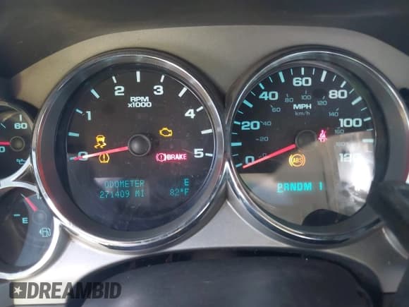 ✅ 2014 Chevrolet Silverado 2500HD LT • VIN: 1GC1KXC82EF139303 • Lot: 42747537. Listed on IAAI with 271,409 mi. Free auction sales archive from the USA and detailed vehicle history report at DreamBid. Image 7.