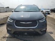 ✅ 2022 Chrysler Pacifica Pinnacle • VIN: 2C4RC3PG7NR144001 • Лот: 64802224. Опубликован ранее на Copart с пробегом 28 289 миль. Бесплатный доступ к архиву аукционных продаж из США и подробный отчёт об истории автомобиля на DreamBid. Изображение 5.