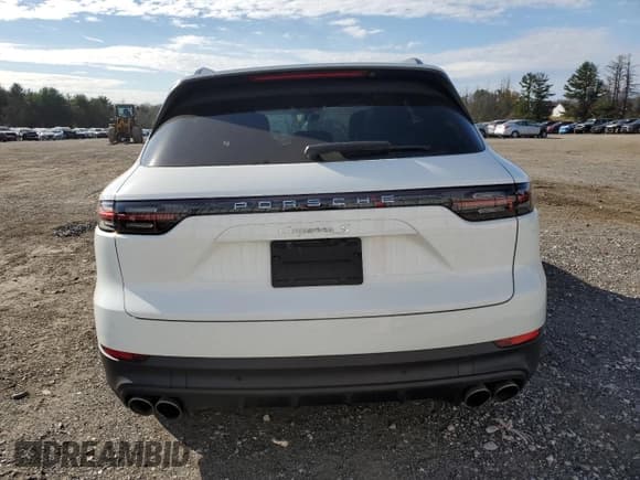 ✅ 2019 Porsche Cayenne S • VIN: WP1AB2AY2KDA63237 • Lot: 92936895. Wystawiony na Copart z przebiegiem Nie podano. Bezpłatny archiwum sprzedaży aukcyjnych z USA i szczegółowy raport historii pojazdu na DreamBid. Zdjęcie 6.